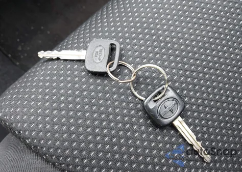 2005 Scion Xa from USA, damaged, VIN JTKKT624250103925